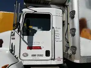 Used 2016 KENWORTH T270 Door (Stock #76323)) Part Image