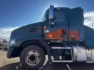 Used 2016 MACK CXU612 Cab (Stock #76675)) Part Image