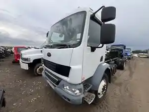 Used 2013 PETERBILT 210 Grille (Stock #82727)) Part Image