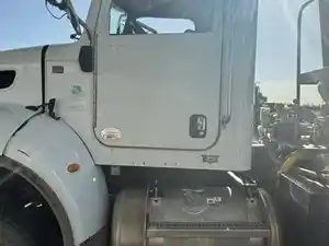 Used 2014 PETERBILT 337 Door (Stock #66395)) Part Image