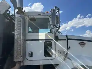Used 2008 PETERBILT 365 Door (Stock #77482)) Part Image