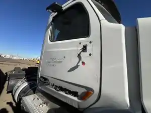 Used 2016 PETERBILT 579 Door (Stock #79384)) Part Image