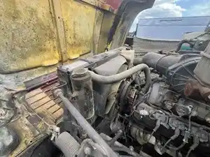 Used 1999 GMC C7 Radiator Overflow Bottle (Stock #82191)) Part Image
