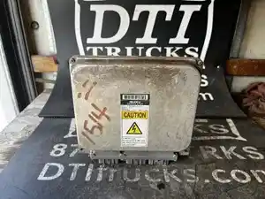 Used 2001 ISUZU ECM (Stock #73153)) Part Image