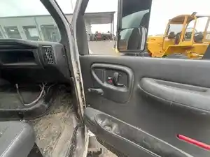 Used 2004 CHEVROLET C7 Door (Stock #81374)) Part Image