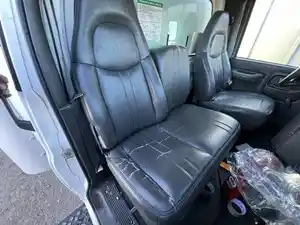 Used 2005 GMC C5500 Cab (Stock #77614)) Part Image
