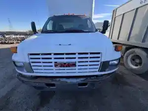 Used 2005 GMC C5500 Grille (Stock #77574)) Part Image