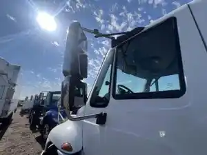 Used 2005 INTERNATIONAL 4400 Door Vent Window (Stock #83268)) Part Image
