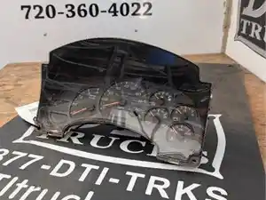 Used 2006 CHEVROLET C7500 Instrument Cluster (Stock #55561)) Part Image