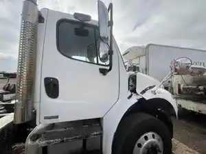 Used 2006 FREIGHTLINER M2 106 Cab (Stock #81514)) Part Image