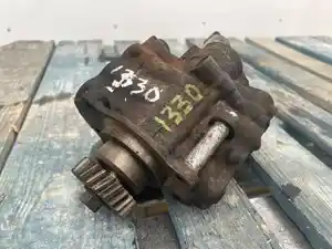 Used 2007 INTERNATIONAL DT 466E Steering Pump (Stock #62590)) Part Image