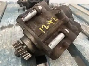 Used 2007 INTERNATIONAL DT 466E Steering Pump (Stock #60910)) Part Image