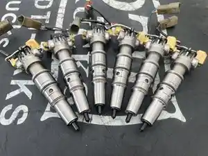 Used 2008 INTERNATIONAL DT 466E Injector (Stock #69343)) Part Image