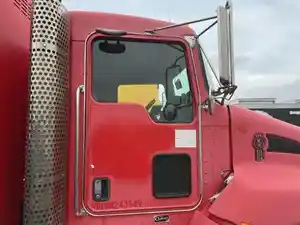 Used 2009 KENWORTH T270 Door (Stock #77087)) Part Image