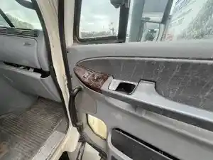 Used 2010 FREIGHTLINER COLUMBIA Door (Stock #81312)) Part Image