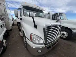 Used 2012 FREIGHTLINER CASCADIA Mirror (Stock #77821)) Part Image
