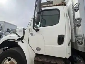 Used 2015 FREIGHTLINER M2 106 Cab (Stock #79782)) Part Image