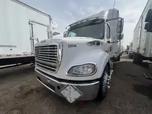 Used 2015 FREIGHTLINER M2 112 Sleeper (Stock #79870)) Part Image