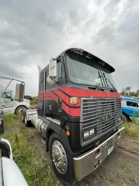 Used, Recycled, New, and Aftermarket Heavy Duty Truck Parts