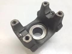 New Eaton DS404 Differential Yoke (Stock #6-4-8981-1X)) Part Image