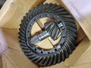 Used Eaton RS402 Gear Set (Stock #P-2281806)) Part Image