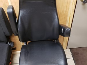 New Universal Universal Universal Seat (Stock #51110.305)) Part Image