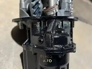 Rebuilt Eaton DS402 Front Rear (Tandem Front) (Stock #P-2284012)) Part Image