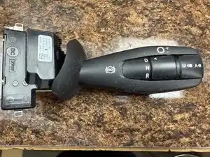 Used 2023 Automatic Shifter Assy (Stock #P-2283813)) Part Image