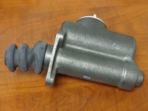 New Universal Universal Universal Brake Master Cylinder (Stock #P-2281446)) Part Image