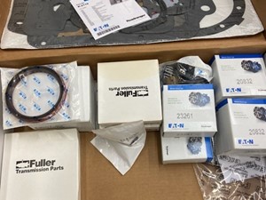 New Eaton/Fuller RT7608LL Trans Misc Part (Stock #K2047)) Part Image