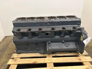 Used 9999 MACK E7 Block (Stock #26566)) Part Image