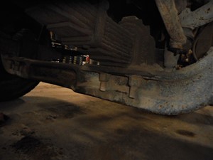 Used 1981 Ford L SERIES Front Axle, Complete (Stock #J19437-3)) Part Image