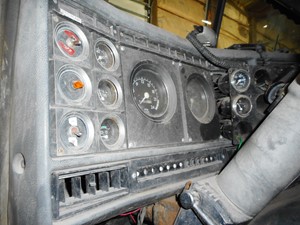 Used 1985 GMC GENERAL Instrument Cluster (Stock #609097-11)) Part Image