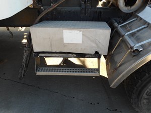 Used 1986 Freightliner CL-112 Battery Box (Stock #975988-15)) Part Image