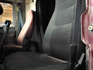 Used 1989 Freightliner FLD Seat (Stock #364672-15)) Part Image