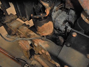 Used 1990 Mack Steering Gear (Stock #440431-13)) Part Image