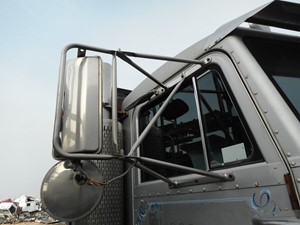 Used 1990 Peterbilt 377 Mirror (Stock #296078-10)) Part Image