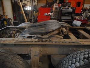 Used 1991 Jost Air Slide Fifth Wheel (Stock #303740-14)) Part Image