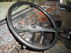 Used 1992 Freightliner FLD Steering Wheel (Stock #512246-14)) Part Image