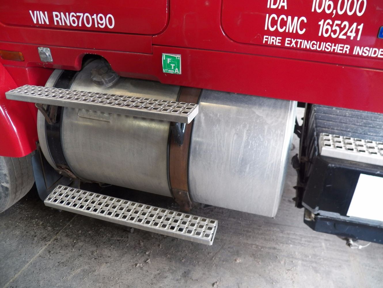 Used 1993 Volvo VN Fuel Tank for sale Farr West Utah United States