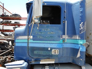 Used 1994 Freightliner FLD Door (Stock #432477-7)) Part Image