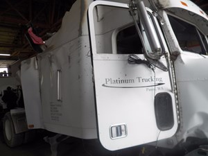 Used 1994 Freightliner FLD Door (Stock #873724-8)) Part Image