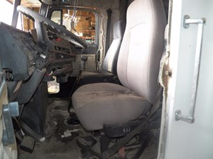 Used 1994 Freightliner FLD Seat (Stock #873724-13)) Part Image