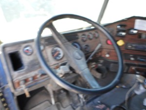 Used 1994 Freightliner FLD Steering Wheel (Stock #432477-17)) Part Image