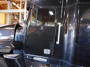 Used 1994 Freightliner FLD120 Door (Stock #462084-6)) Part Image