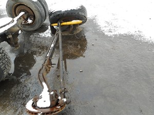 Used 1995 GMC C6000 Topkick Front Axle, Complete (Stock #1098)) Part Image