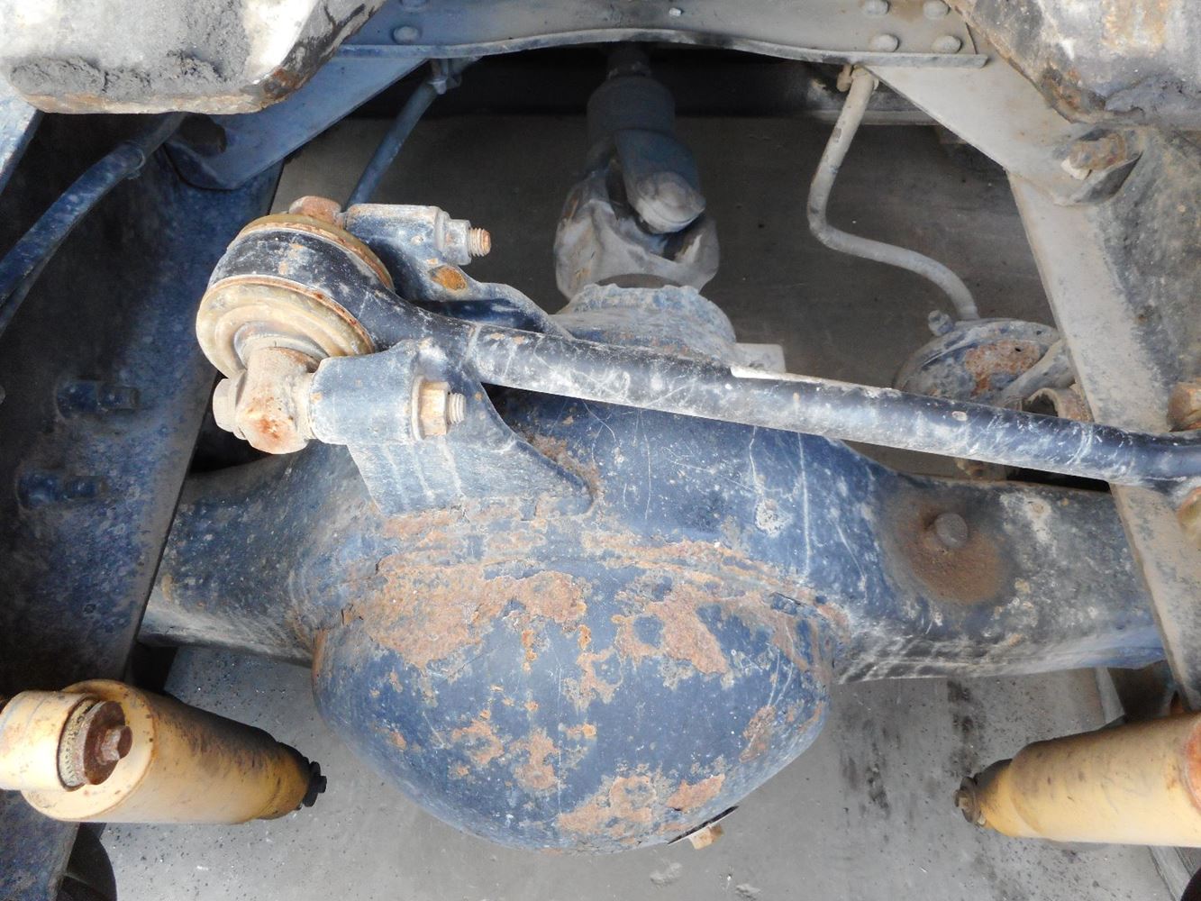 Used 1995 Spicer/Dana DS404 Rear Rear (Tandem Rear or Single) for sale ...