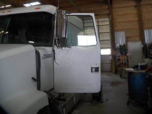 Used 1995 Volvo WIA64TES Door (Stock #693240-6)) Part Image