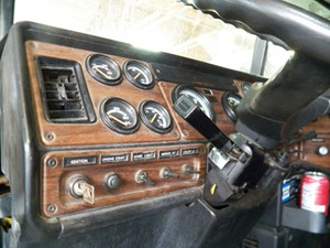 Used 1996 Freightliner FLD112 Dash Ass'y (Stock #569777-19)) Part Image