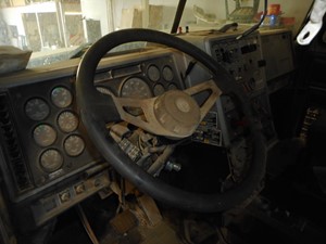 Used 1996 Mack CH 613 Steering Wheel (Stock #062828-16)) Part Image